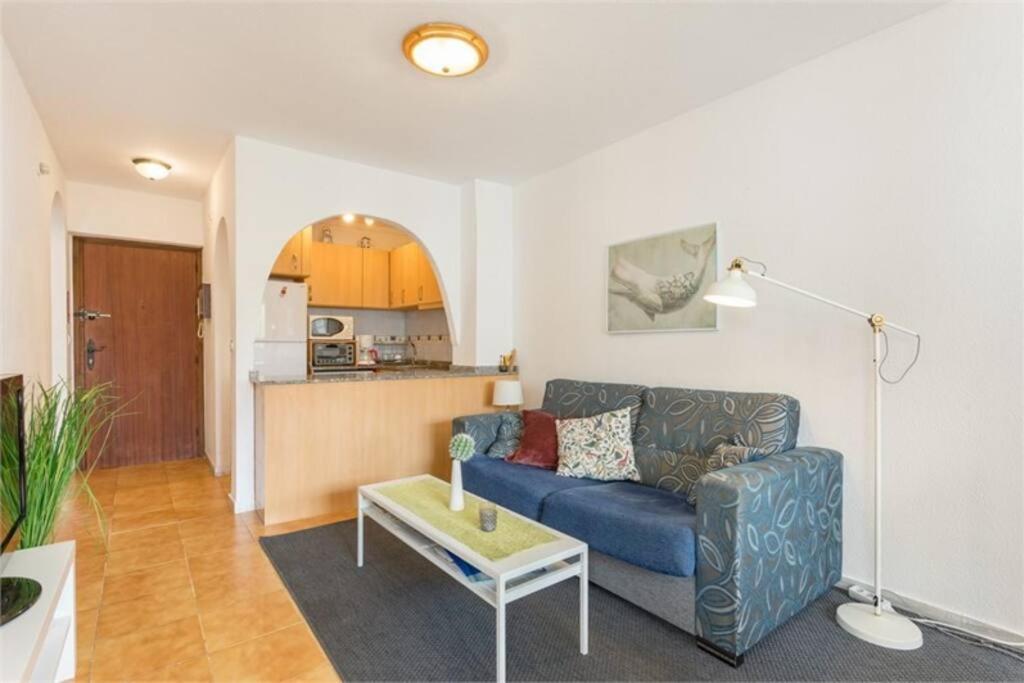 Beautiful Apartment With 2 Bedrooms Close To Beach تورّيفيِخا المظهر الخارجي الصورة